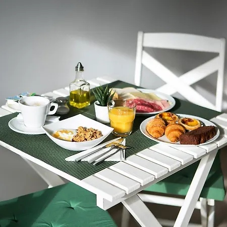 Blanc Guest house 2*