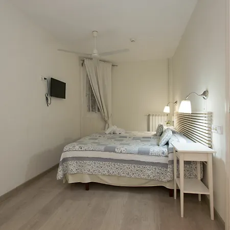 Pensión Blanc 2*